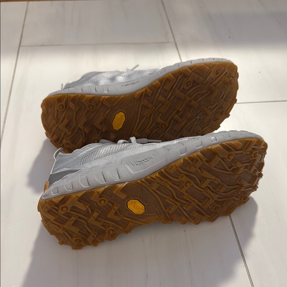 Norda x Satisfy Silver 001 Vibram Trail Running Shoes - Size 8.5 - Picture 6 of 6